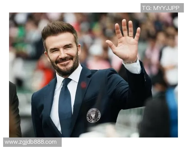 足球球星贺岁献礼新年大拜年 引领2025年激情与荣耀的开端