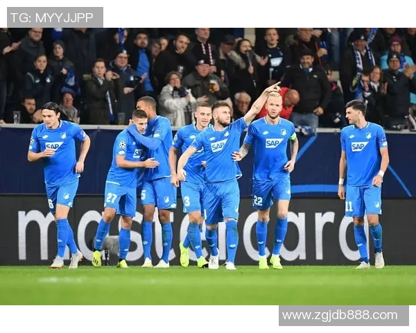 德国足球6号球员在赛场上的崭露头角与未来发展潜力分析 德国足球6号球员在赛场上的崭露头角与未来发展潜力分析